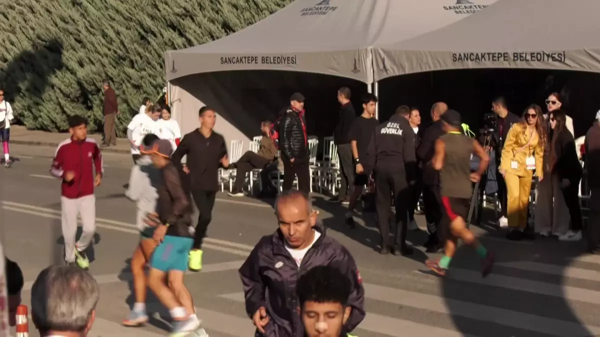 Sancaktepe’de Cumhuriyet İçin Koştular