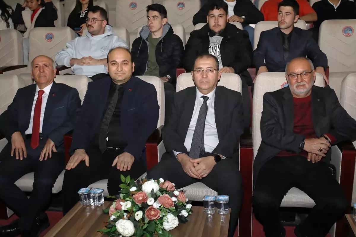 TOGÜ’de Atatürk’ü Anlamak Konferansı