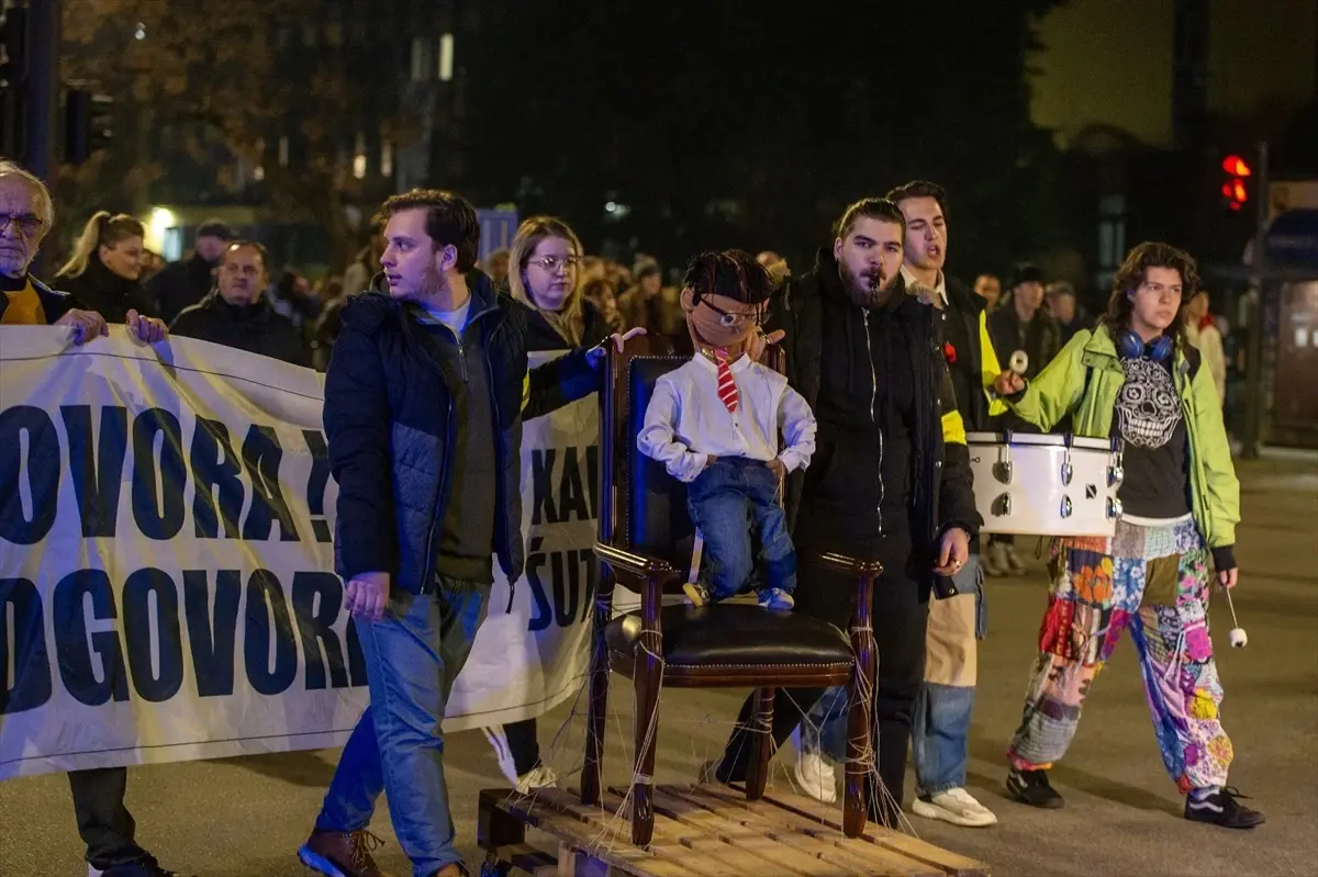 Cetinje Saldırısını Protesto için Öğrenciler Eylemde