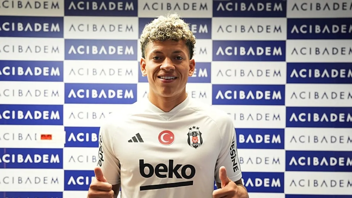 Beşiktaş’ın yeni genç yıldızı Elan Ricardo, sağlık kontrolünden geçti