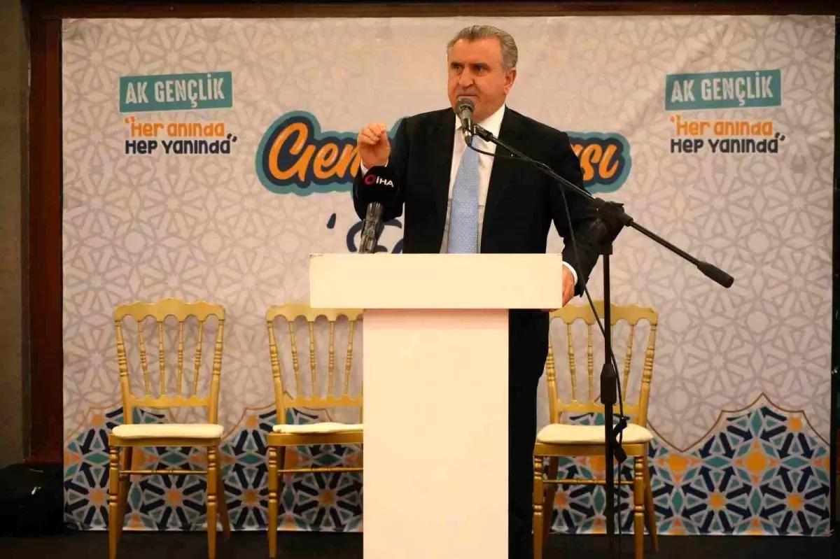 Bakan Bak: Aile Temeli Çok Önemli