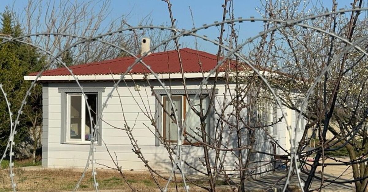 Emekli polis, tartıştığı eşini eşarpla boğdu