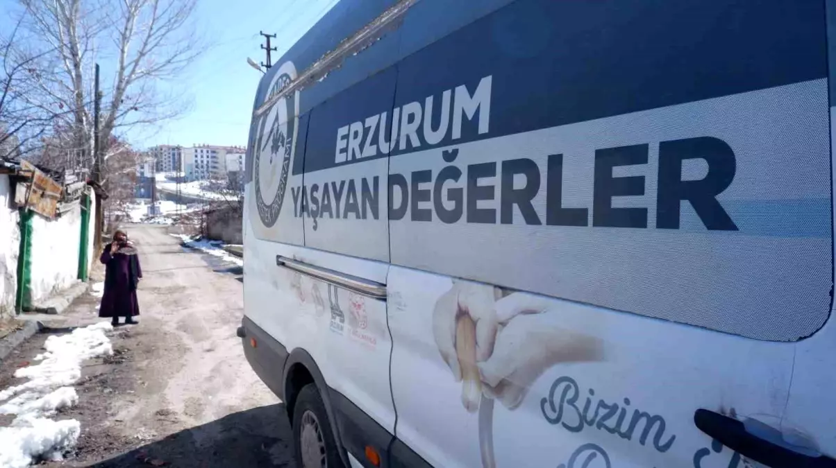 Erzurum’da Yaşlılara Bayram Temizliği ve Sağlık Kontrolü